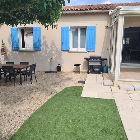 140 M2 With Pool In *